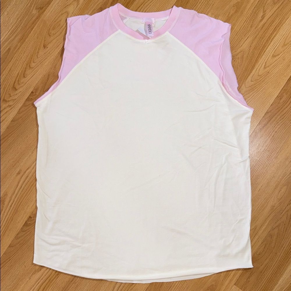 NWT SKIMS Boyfriend Raglan Muscle Tee Light Pink Cherry Blossom Pastel Medium